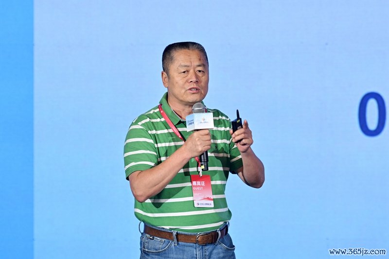 国度数据巨匠掂量委员会委员、北京交通大学诠释注解张向宏。东说念主民网记者 翁奇羽摄